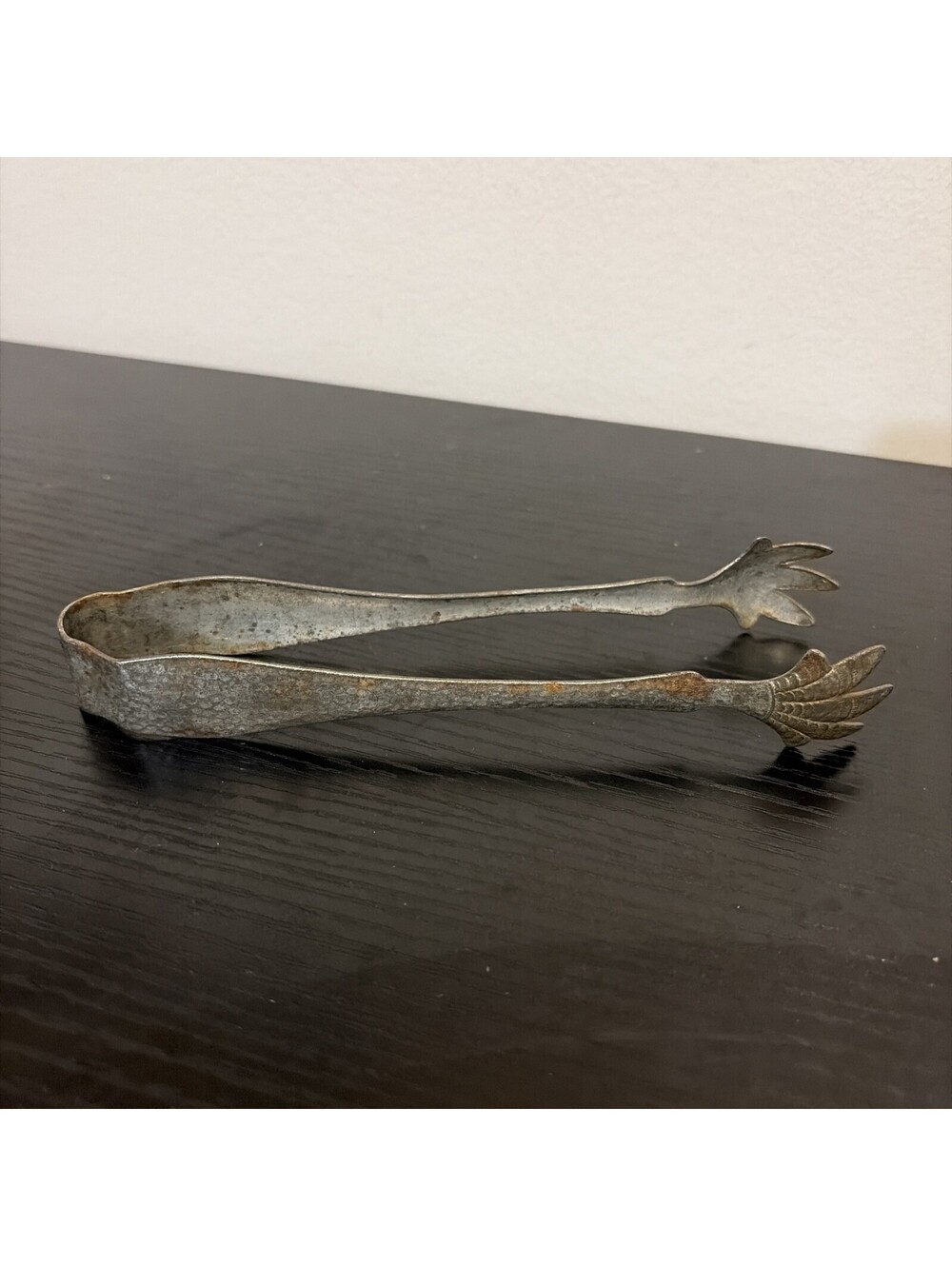 VTG PEWTER CLAW FOOT ICE TONGS HAMMERED FINISH BIRD TALON DESIGN